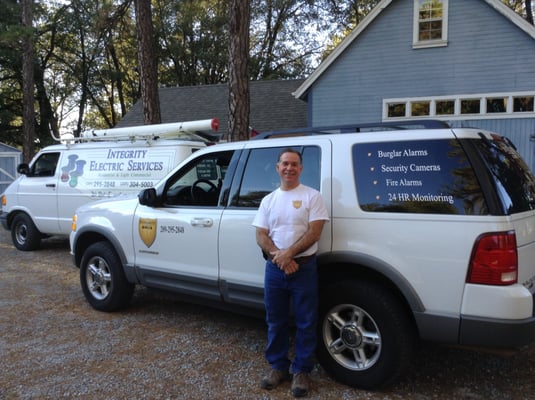Integrity Electric Services Logo