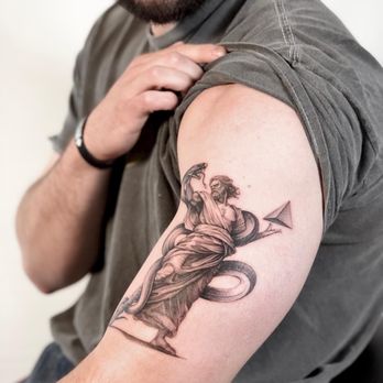 Icon Tattoo and Piercing - Tattoo Near Me - Toronto, Ontario Icon Tattoo and Piercing - Tattoo Near Me - Toronto, Ontario