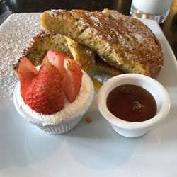 Cairde Cafe - Delicious french toast!