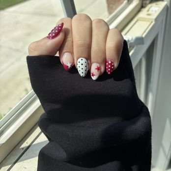 Ombre Nail Ballantyne - nail design - Nail Salons Near Me - Charlotte, North Carolina