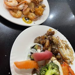Assortment of buffet food.