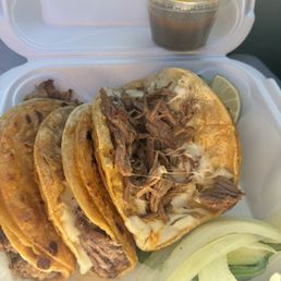 Quesa birria tacos Quesa birria tacos