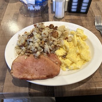 Gary's Restaurant - Breakfast & Brunch Near Me - Whitehall, Michigan Gary's Restaurant - Breakfast & Brunch Near Me - Whitehall, Michigan