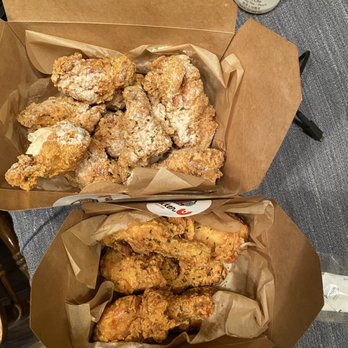 Vons Chicken - Crispy Fried Chicken with Honey Butter or Cheddar Crispy Fried Chicken - Chicken Shop Near Me - Torrance, California Vons Chicken - Crispy Fried Chicken with Honey Butter or Cheddar Crispy Fried Chicken - Chicken Shop Near Me - Torrance, California