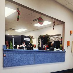 Concentra Urgent Care - Airport Dulles - Check-in Counter