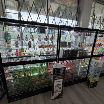 AB SMOKE SHOP - Updated June 2026 - 33 Photos - 1625 Poplar Ave, Memphis,  Tennessee - Vape Shops - Phone Number