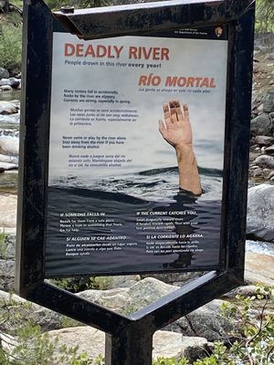 Roaring River Falls by null