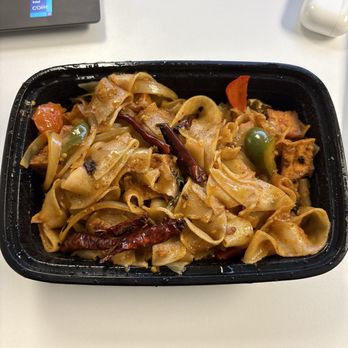 Thai Chaiyo Tustin - Spicy Red Chili and Large Rice Noodles "Pad Kee Mow" - Thai Near Me - Tustin, California