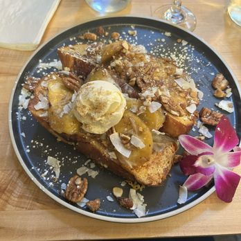 Eggy’s Neighborhood Kitchen - Caramelized Banana French Toast (Valentine's Day Special Menu) - Breakfast & Brunch Near Me - Berkeley, California Eggy’s Neighborhood Kitchen - Caramelized Banana French Toast (Valentine's Day Special Menu) - Breakfast & Brunch Near Me - Berkeley, California