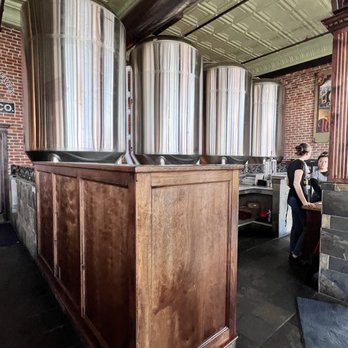 Lodi Beer Co - Breweries Near Me - Lodi, California