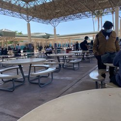 Los Angeles Academy Middle School - Lunch area