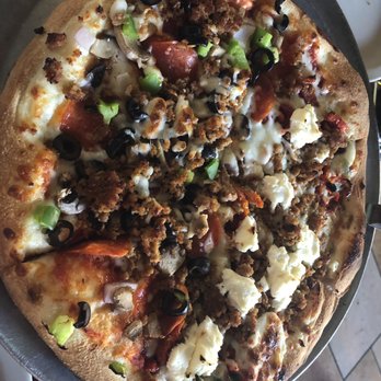 PizMo Cafe - Half Combo half Tuscany , Amazing! - Pizza Near Me - Pismo Beach, California PizMo Cafe - Half Combo half Tuscany , Amazing! - Pizza Near Me - Pismo Beach, California