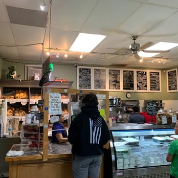 County Farm Bagels - An example of people placing their order at the counter. - Sandwiches Near Me - Winfield, Illinois