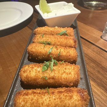 Fabrika Fishtown - Dinner Theater Near Me - Philadelphia, Pennsylvania