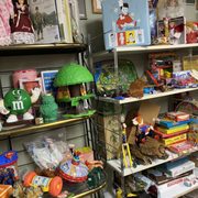 CAPITAL CITY ANTIQUE MALL - 193 Photos & 58 Reviews - 959 S West Temple ...