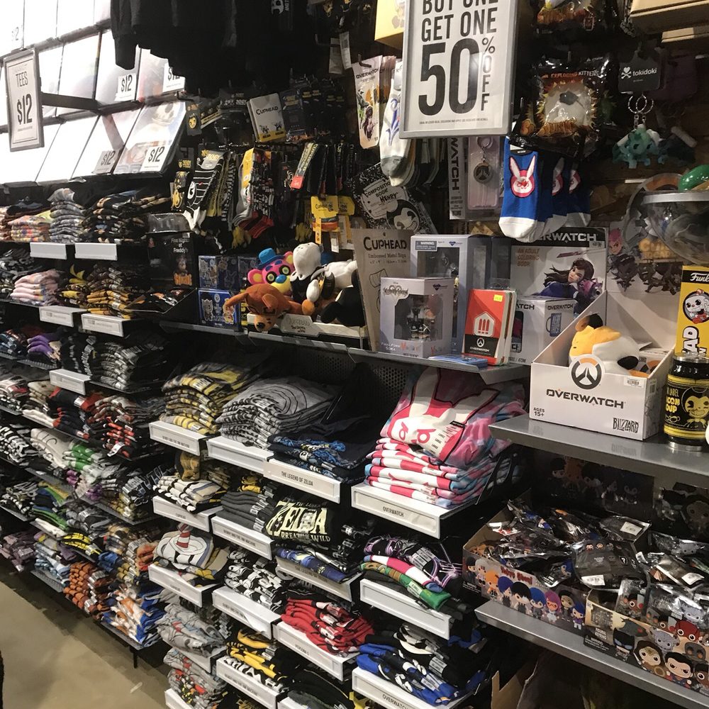 Hot Topic - Women's Clothing Near Me - Sterling Heights, Michigan Hot Topic - Women's Clothing Near Me - Sterling Heights, Michigan
