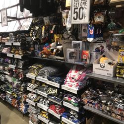 Hot Topic