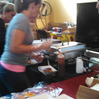 Broken Arrow BBQ - Making magic - Food Trucks Near Me