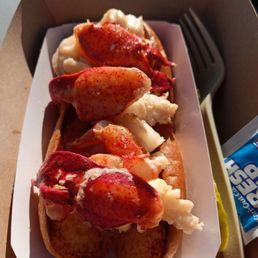 Butter lobster roll Butter lobster roll