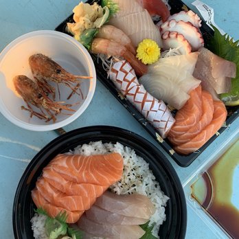 Tom Sushi - Salmon and tuna don plus assorted sashimi - Sushi Bars Near Me - Vancouver, British Columbia