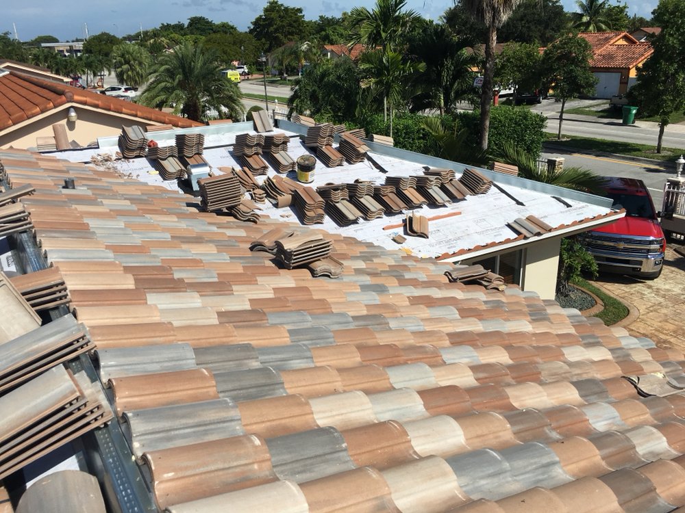 Slide of Aqua Roofing