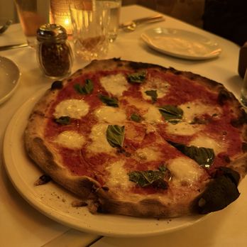 Serafina - Buffalo Mozzarella pizza - Italian Near Me - New York, New York Serafina - Buffalo Mozzarella pizza - Italian Near Me - New York, New York