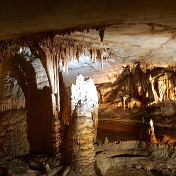 Blanchard Springs Caverns - Amazing formations - Parks Near Me - Fifty-Six, Arkansas