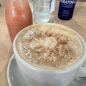 Chila-killer Cafe - Latte and guava juice - Cafes Near Me - Rohnert Park, California