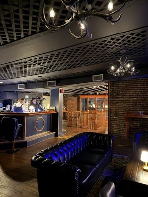 Midlina Restaurant by null