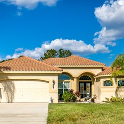 Chris Young Broker - King & Associates Real Estate