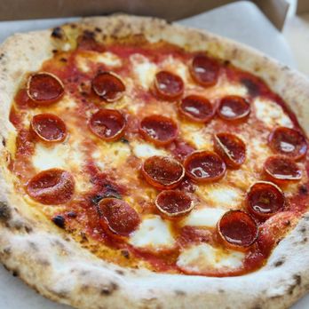 Mike’s pizzeria - Pizza Near Me - Murfreesboro, Tennessee