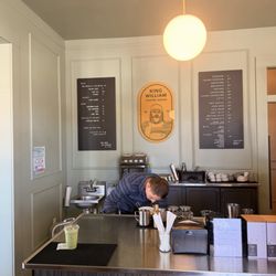King William Coffee House - Bar area
