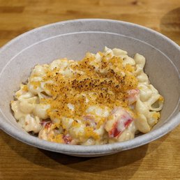 Inspo by Chef Kelsey Murphy - Lobster Mac And Cheese: Gruyere + Smoked Gouda + Cheddar + Panko and Parmesan Crust