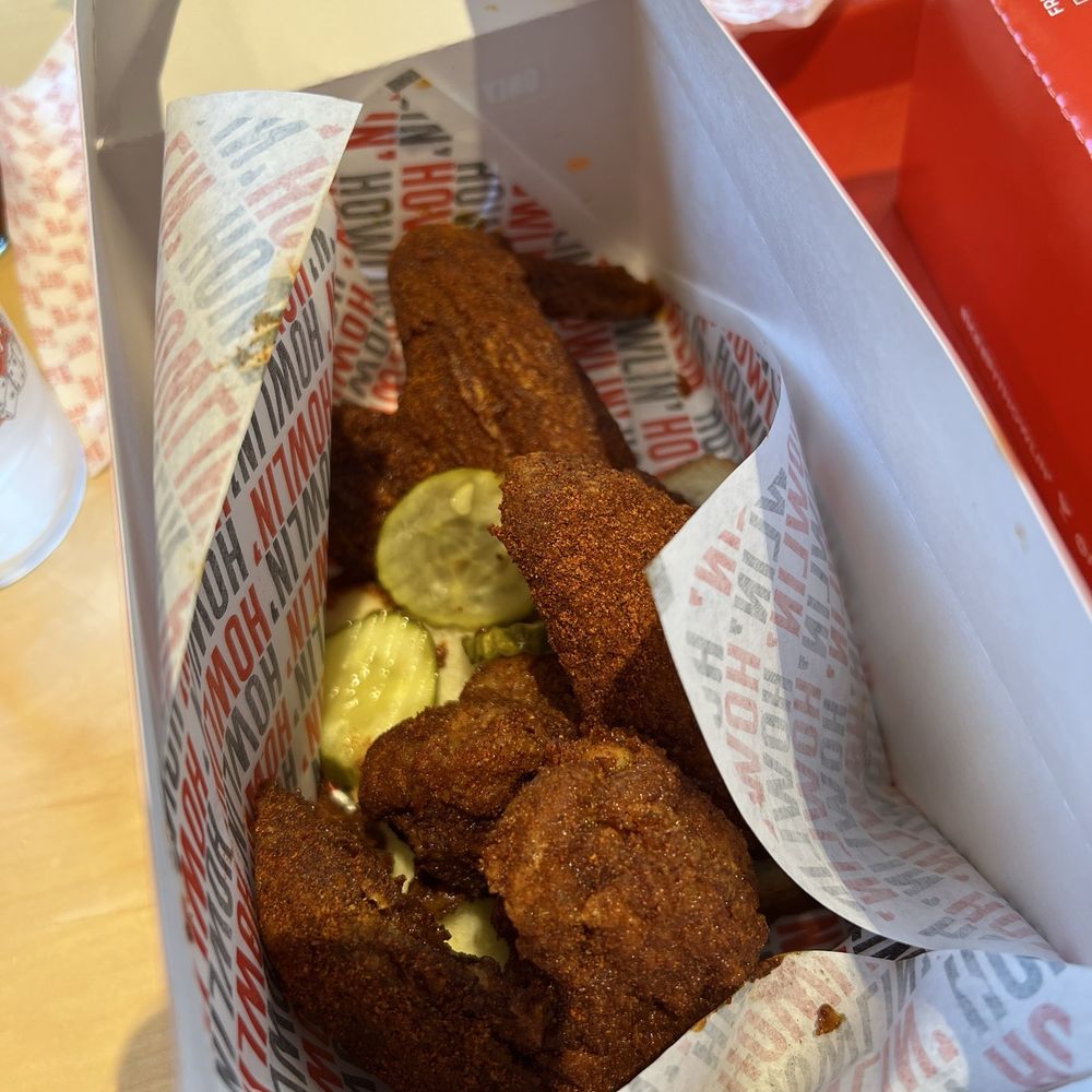 Howlin' Ray's - Wings - Southern Near Me - Pasadena, California
