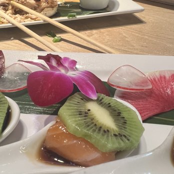 Sushi Vibe - Yummy - Sushi Bars Near Me - Phoenix, Arizona