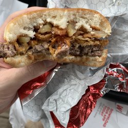 Wendy's - Smokehouse with onion rings