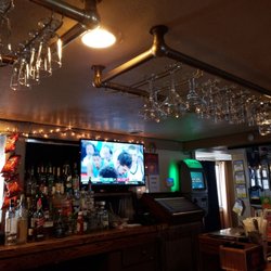 Whoo's Sports Bar