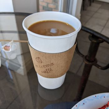 La Crema Caffé - Coffee with creamers - Italian Near Me - Saint Albert, Alberta La Crema Caffé - Coffee with creamers - Italian Near Me - Saint Albert, Alberta