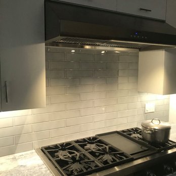Andrews Construction - Andrews Construction installed the backsplash. - General Contractors Near Me - Fountain Valley, California Andrews Construction - Andrews Construction installed the backsplash. - General Contractors Near Me - Fountain Valley, California