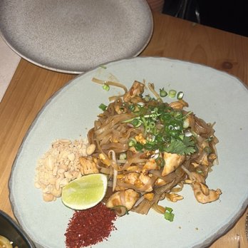 SOI - Pad Thai - Asian Fusion Near Me - Lisbon, 11