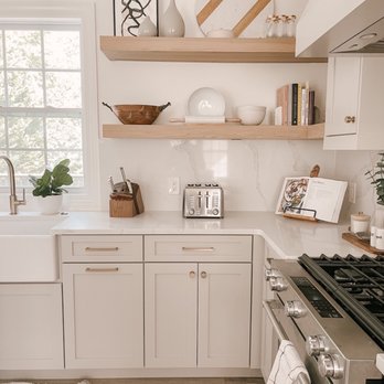 Top Tops - Quartz countertops and backsplash installed by Top Tops - Carpenters Near Me - Suwanee, Georgia Top Tops - Quartz countertops and backsplash installed by Top Tops - Carpenters Near Me - Suwanee, Georgia