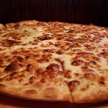 Chickie's & Pete's - white pizza - Sports Bars Near Me - Warrington, Pennsylvania Chickie's & Pete's - white pizza - Sports Bars Near Me - Warrington, Pennsylvania