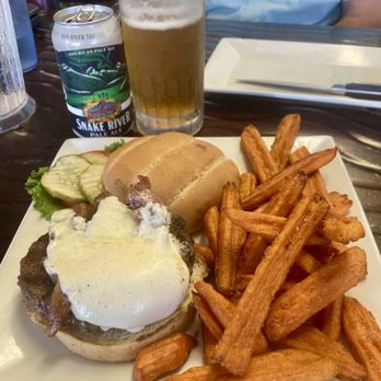 Cowboy Cafe - Buratta Burger with sweet potatoes - American Near Me - Dubois, Wyoming