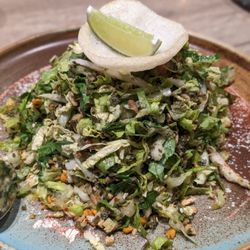 PŌPA - Tea leaf salad