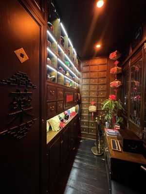 Jade & Clover by null