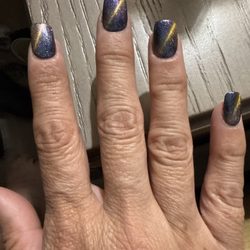 Nail Pizazz - Cat eye nail polish