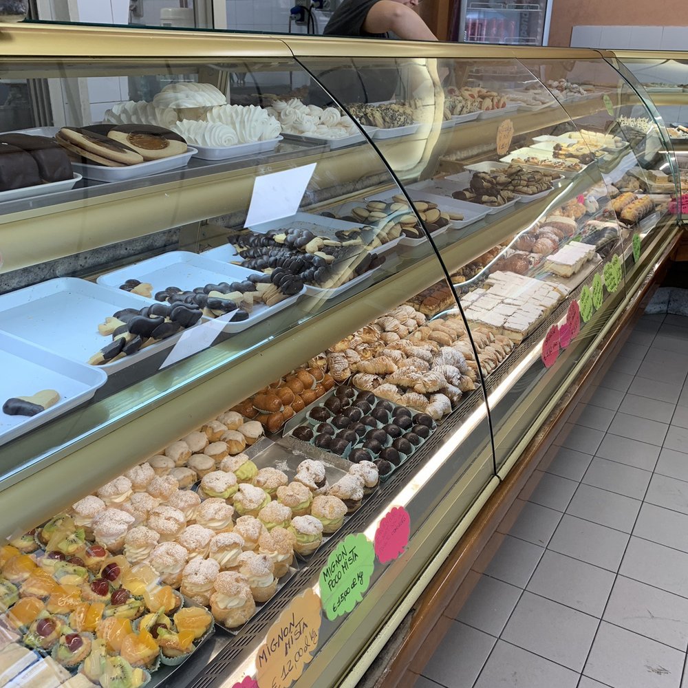 Dolce e Fantasia - Bakeries Near Me - Rome, RM Dolce e Fantasia - Bakeries Near Me - Rome, RM