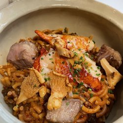 Normal - Fideus/Fideos (short Catalan macaroni noodle pasta) with pork and lobster