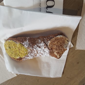 Mercato Centrale - Canolli - Food Court Near Me - Florence, FI