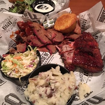 Smokin' Dave's BBQ & Brew - Barbeque Near Me - Lyons, Colorado